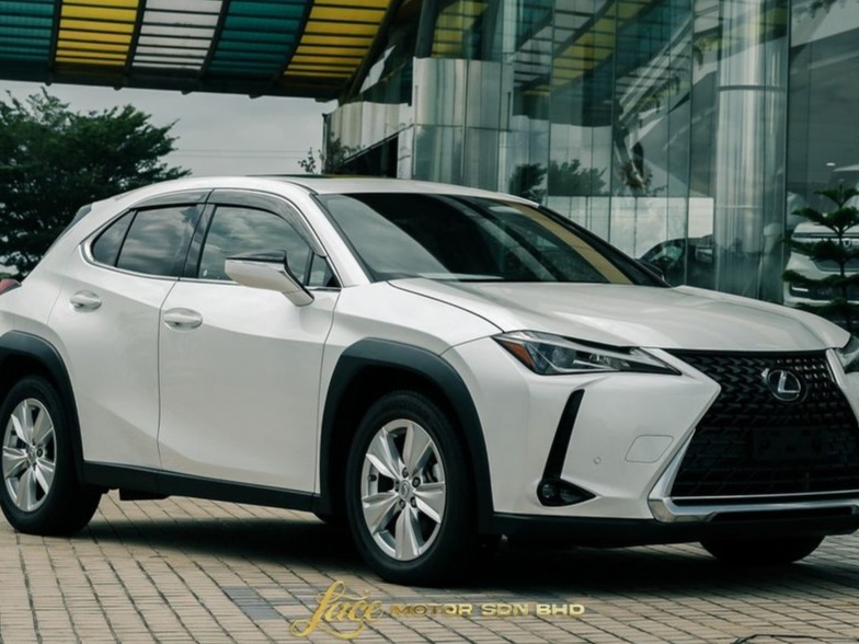 Lexus UX200 Version C 2019