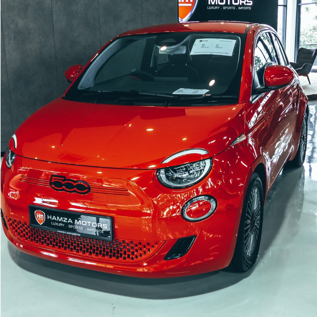 Fiat 500E ICON (HAMZA MOTORS HQ)